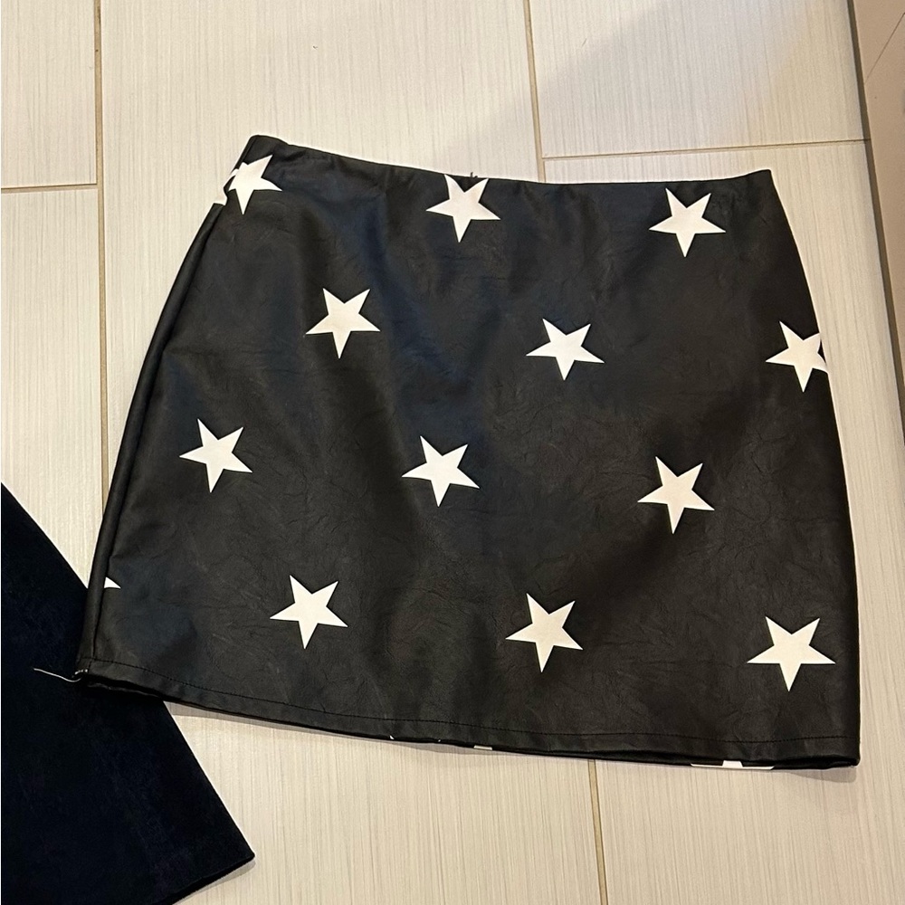 COPY - Super cute star leather skirt!!